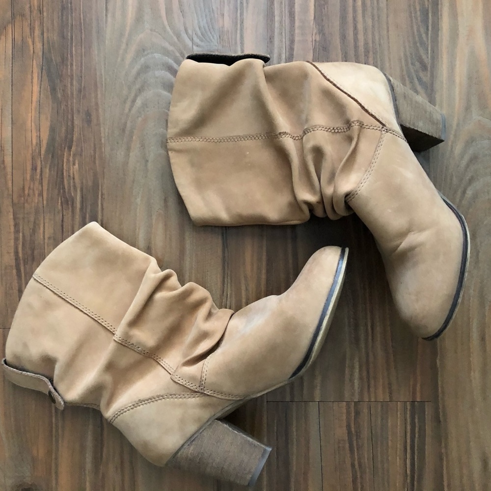 Aldo nude slouchy booties